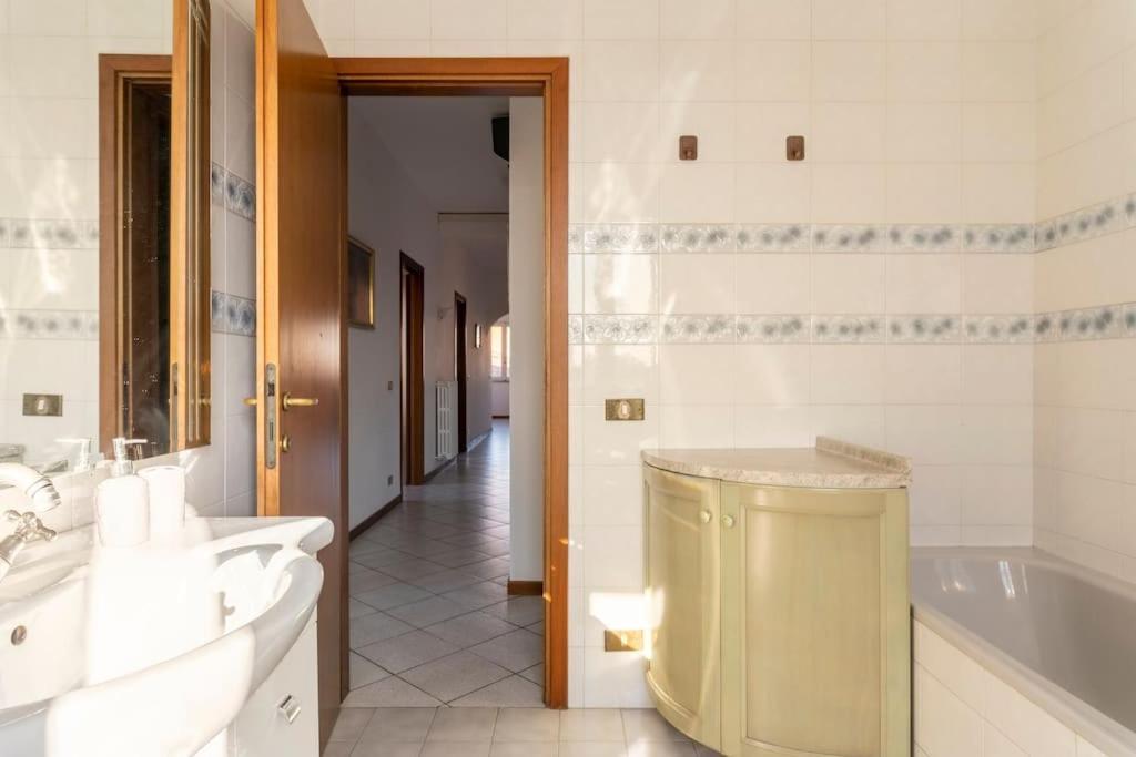 Chic Italian Escape - Casa Vacanze Lorusso Montecatini Terme Extérieur photo